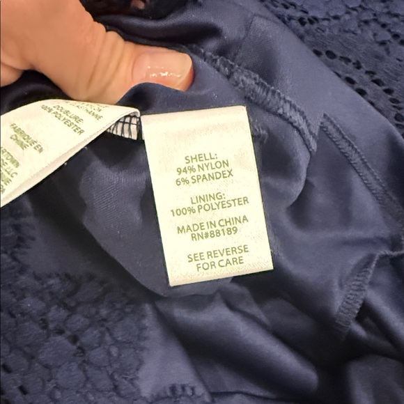 Lilly Pulitzer Jade navy lace dress - Picture 12 of 12